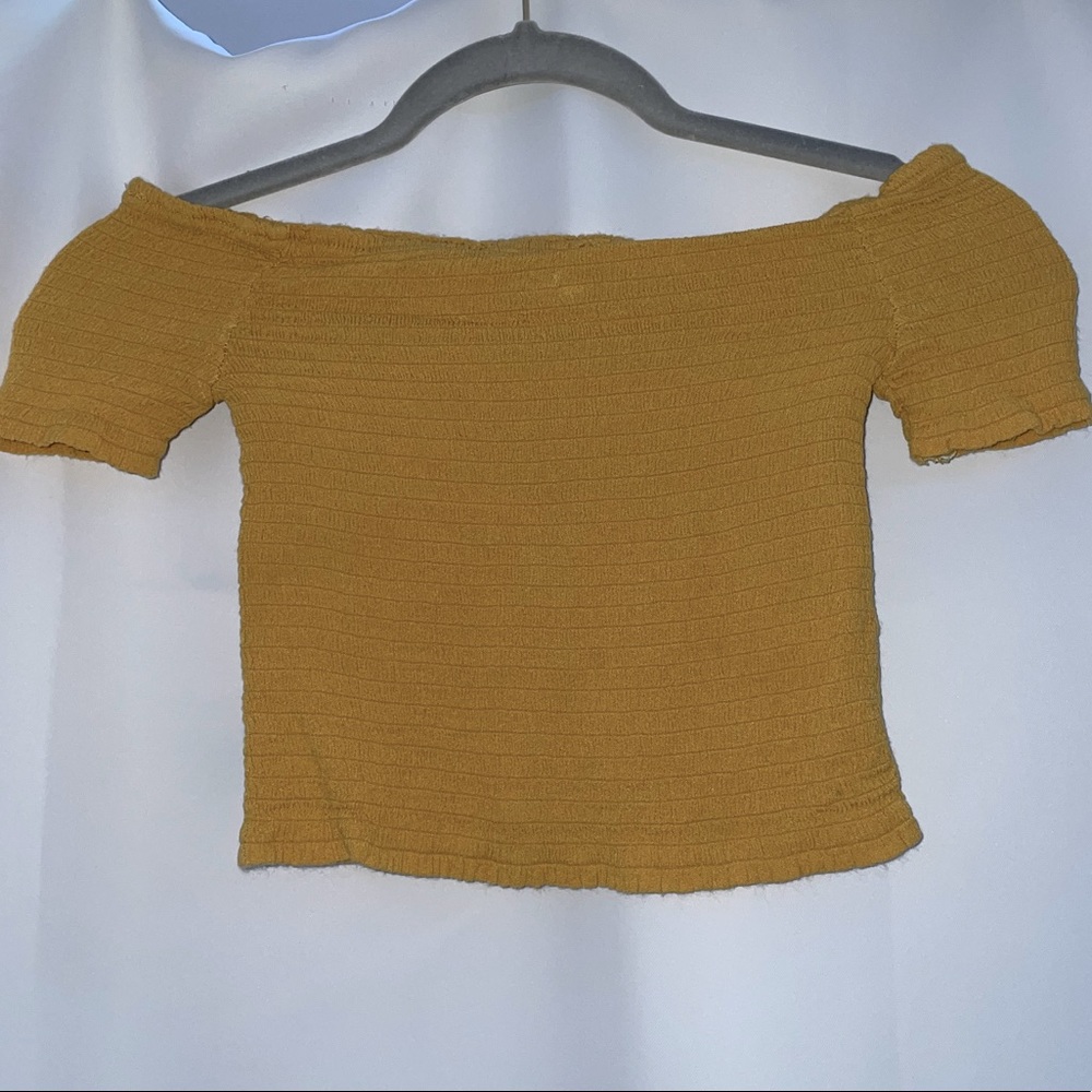 Yellow scrunched crop top